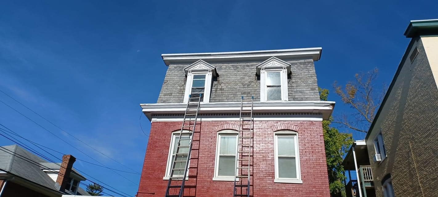 Located just a short drive straight up the I-81 corridor, R&A Roofing LLC proudly serves Franklin County homeowners. If you need a highly-rated Roofing Contractor Greencastle PA | 5-Star Experts, our crews cross the state line daily to deliver premium asphalt shingle replacements and heavy-duty metal roofing designed to withstand Pennsylvania winters.